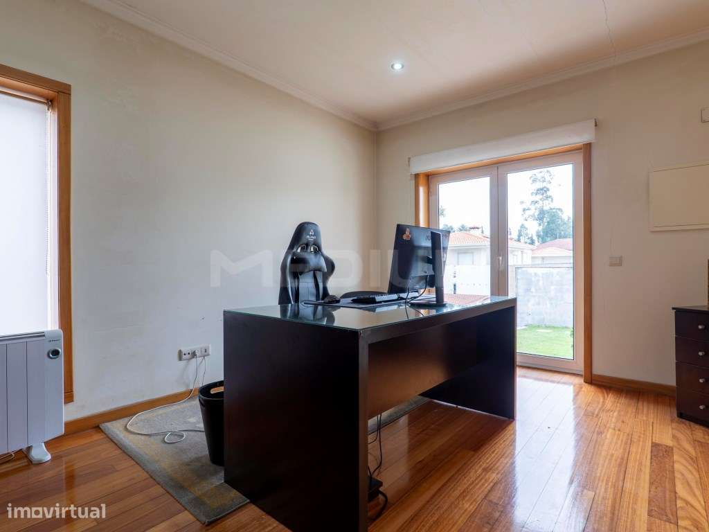 Moradia Isolada em Avidos-7