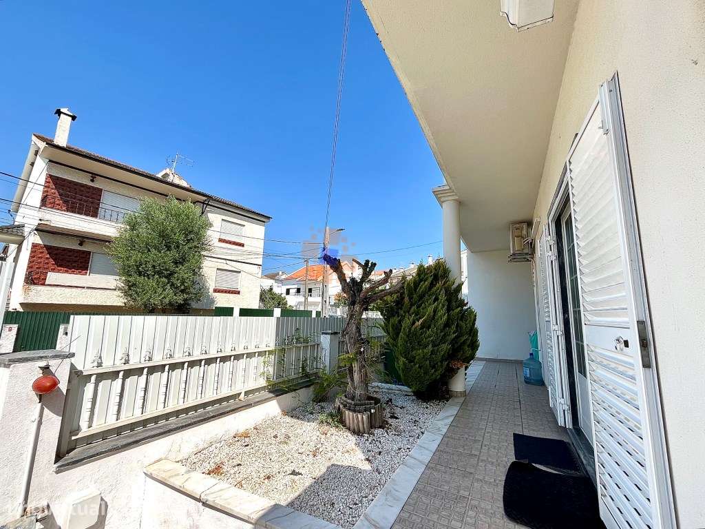 Moradia T3 Geminada em Vale de Milhaços - Conforto, Espaço e Locali...-31