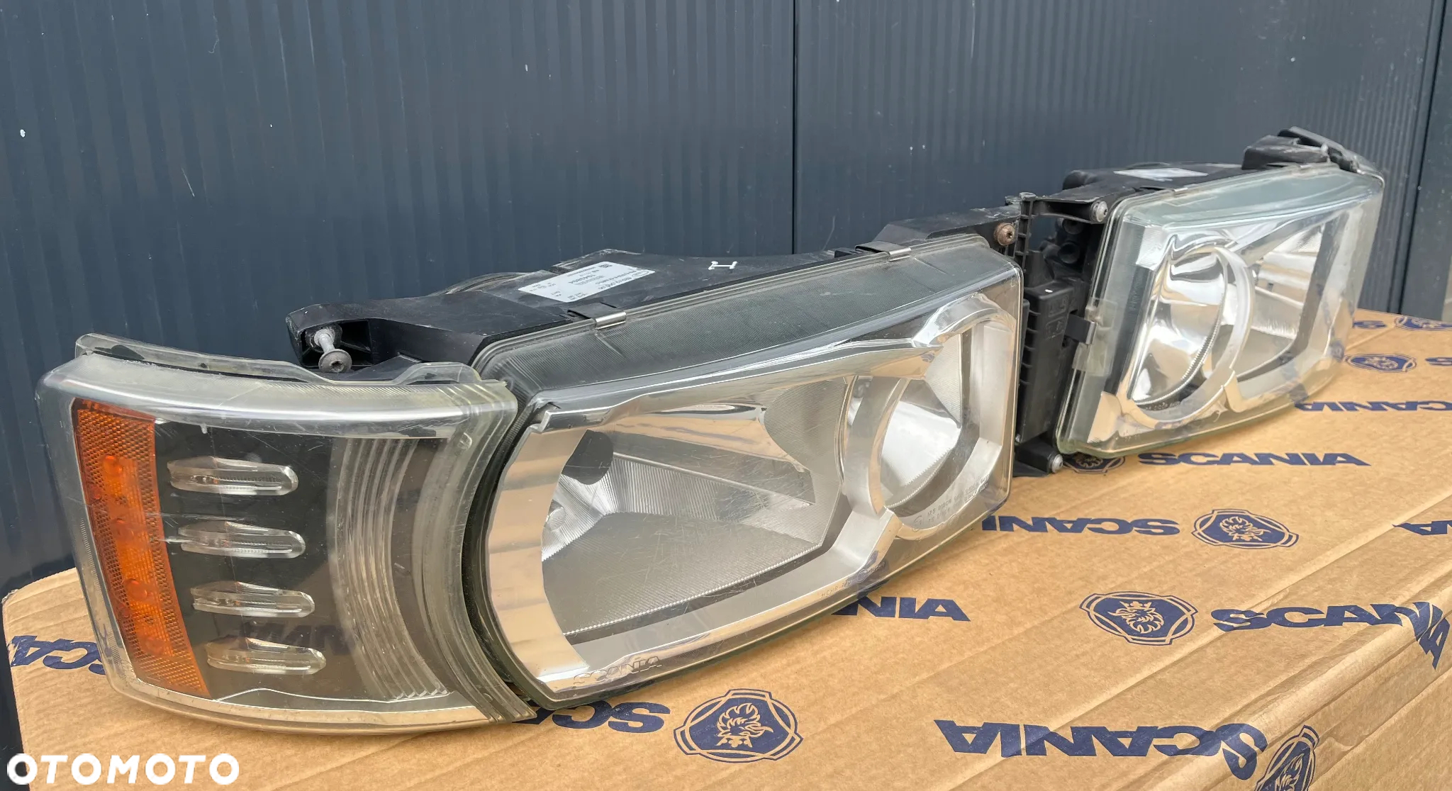 LAMPA REFLEKTOR SCANIA R STREAMLINE - 3