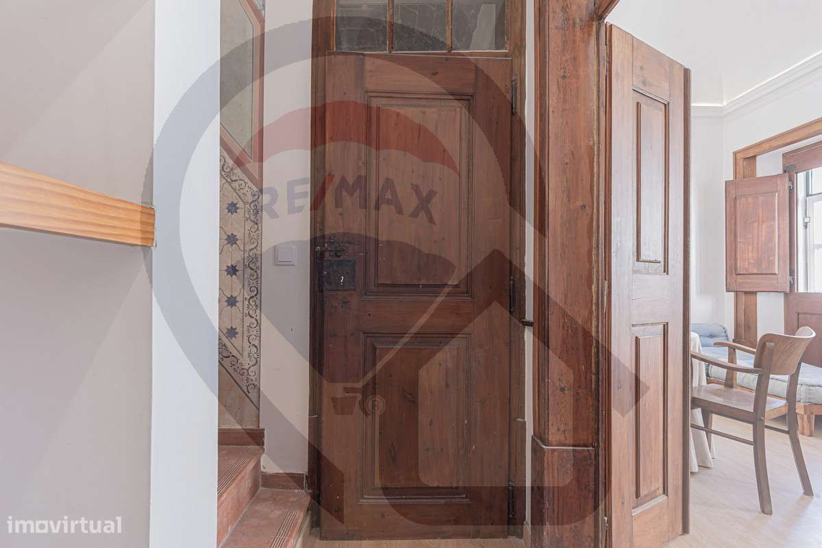 Moradia T3 Renovada no Centro Histórico de Évora – Charme Único - Grande imagem: 3/54