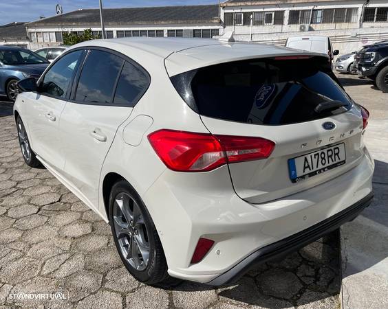 Ford Focus 1.0 EcoBoost MHEV ST-Line - 4