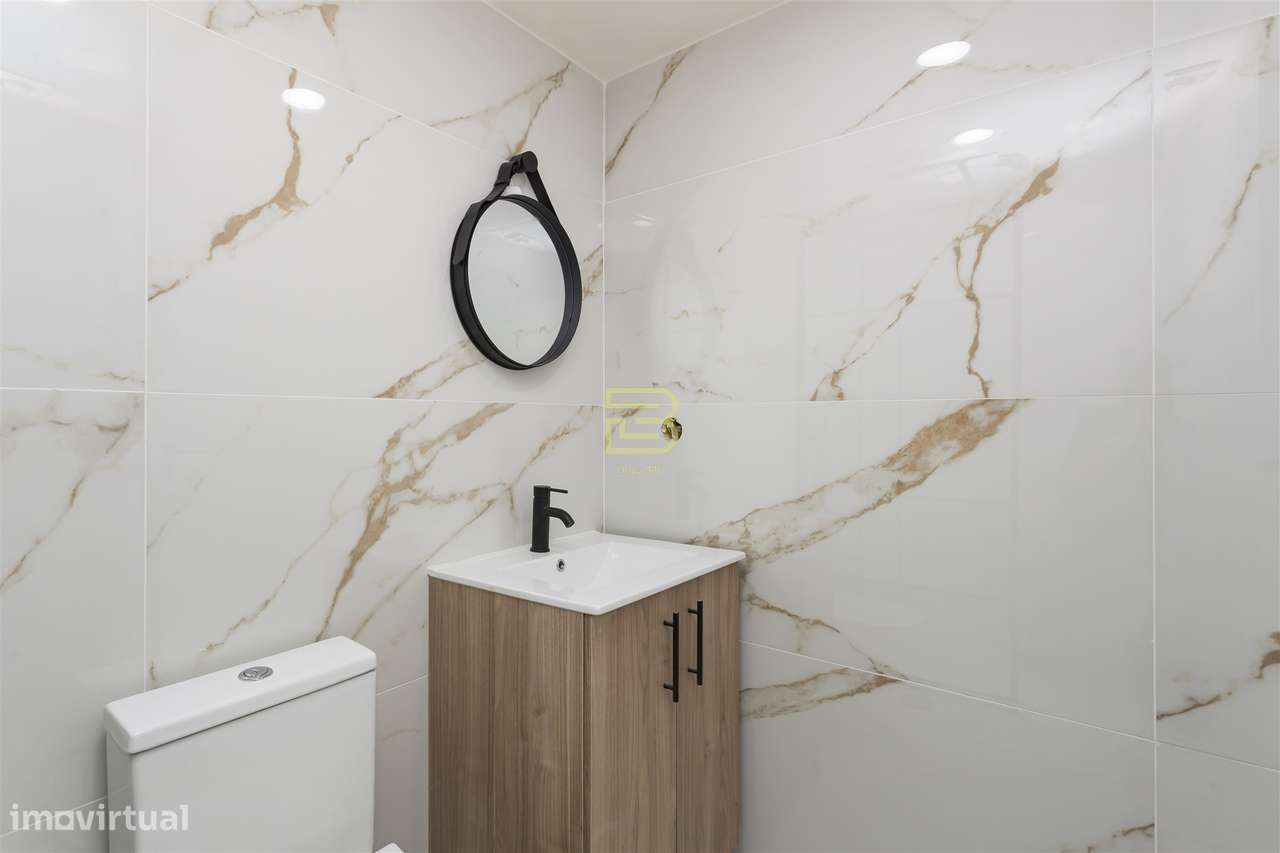 Apartamento T1 novo na tradicional Travessa de São Vitor, no Porto-17