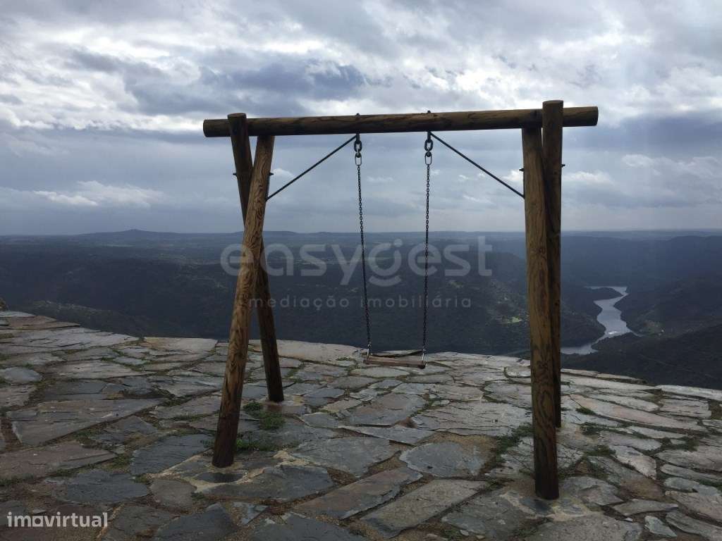 Magnifico terreno agricola em Mazouco com Vistas deslumbrantes para... - Grande imagem: 2/15