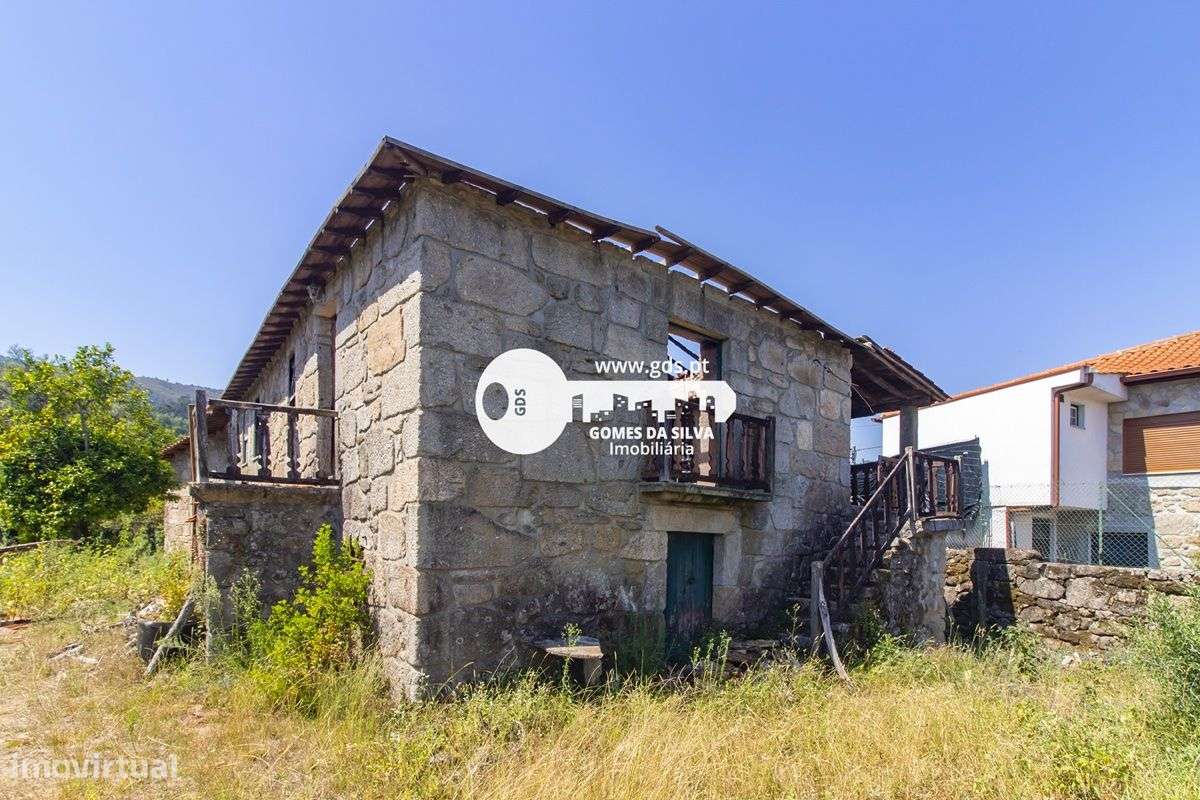 Quinta com 8000m2 de terreno em Pico de Regalados - Grande imagem: 5/26