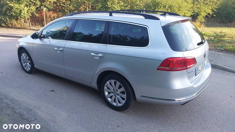 Volkswagen Passat 2.0 TDI Comfortline - 4