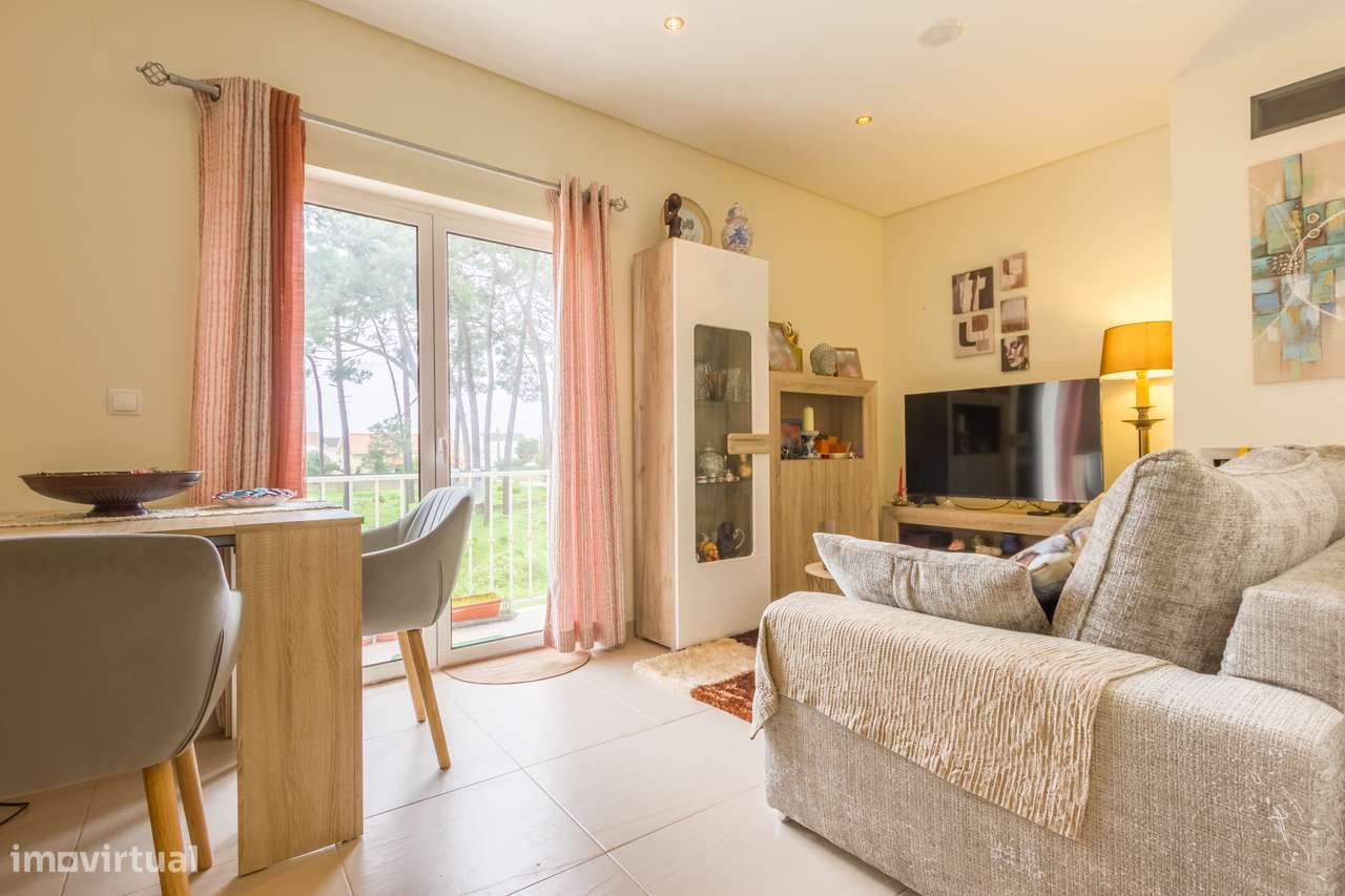 Excelente apartamento T2 duplex com terraço na  Quinta do Conde-19