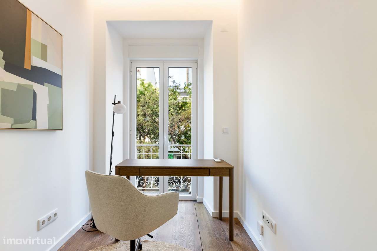 Apartamento T3 Totalmente Remodelado | Penha de França-13