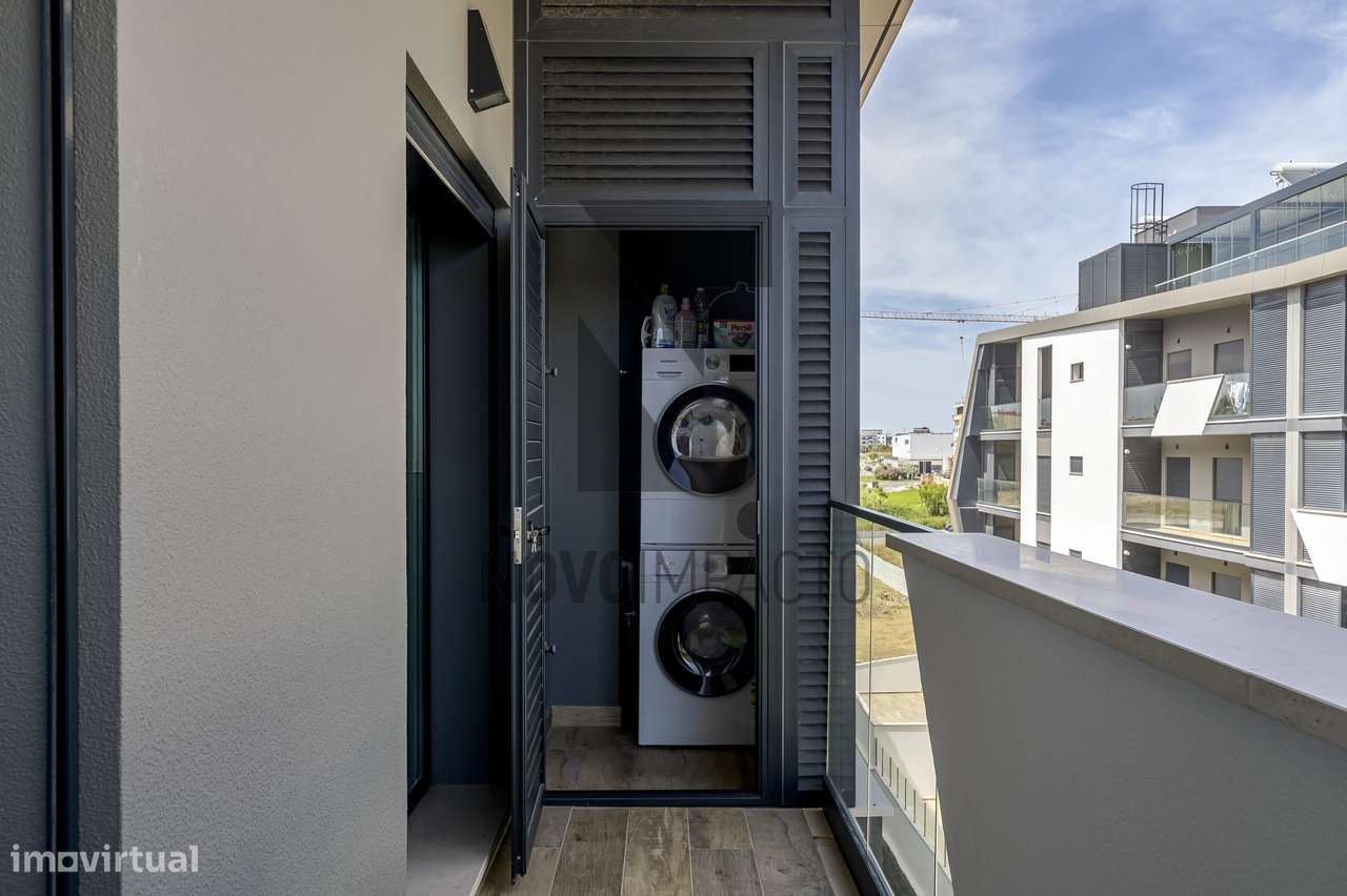 T4 Duplex de Luxo Mobilado, com 2 Terraços e Box para 2 Carros | Mo...-51
