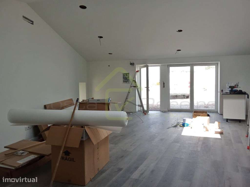 Moradia t3 com espaço exterior a minutos das praias - Grande imagem: 4/16