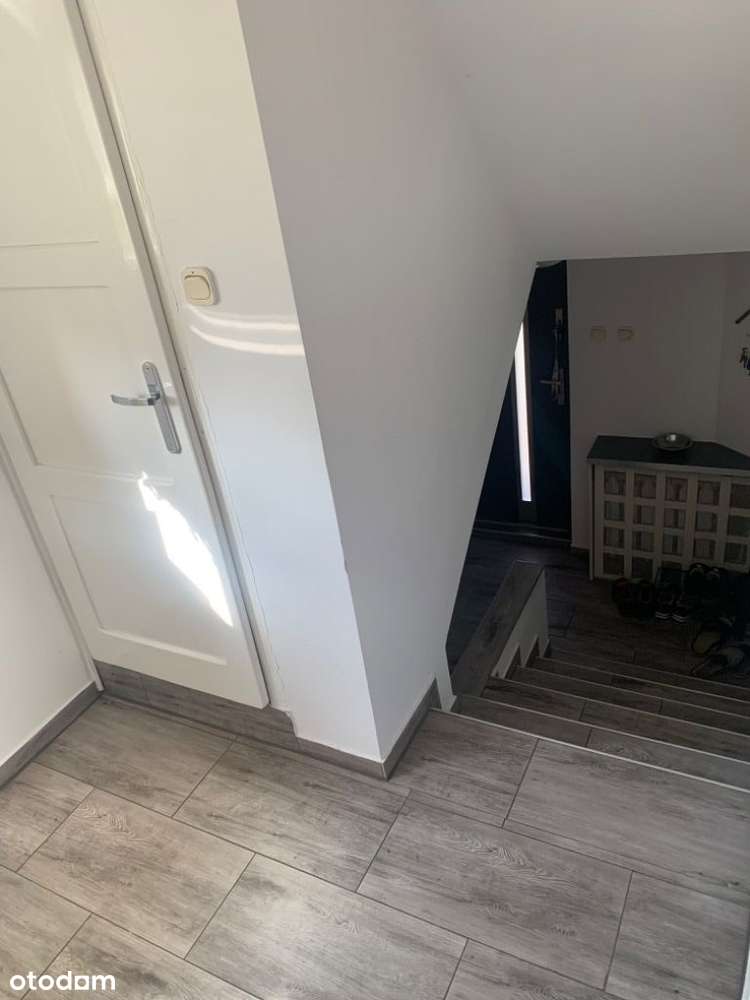 Stylowy dom z potencjałem w sercu Ustronia-16