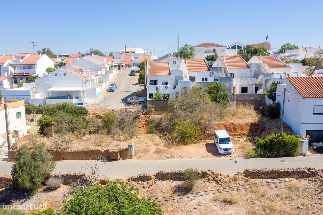 TERRENO URBANO PARA CONSTRUÇÃO NA FIGUEIRA, PORTIMÃO