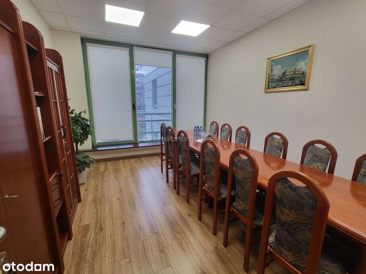 Do sprzedaży atrakcyjny lokal biurowo- usługowy-0