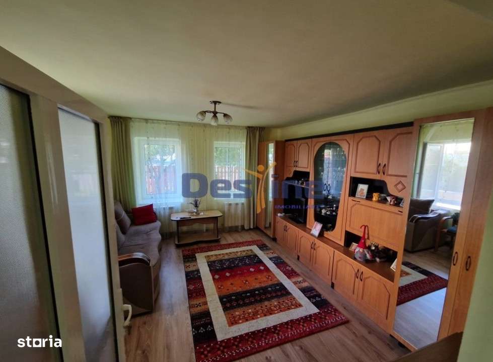 VAND CASA MOBILATA SI UTILATA + GRADINA + TEREN, ZONA LINISTITA, DEJ - Imagine principală: 5/8