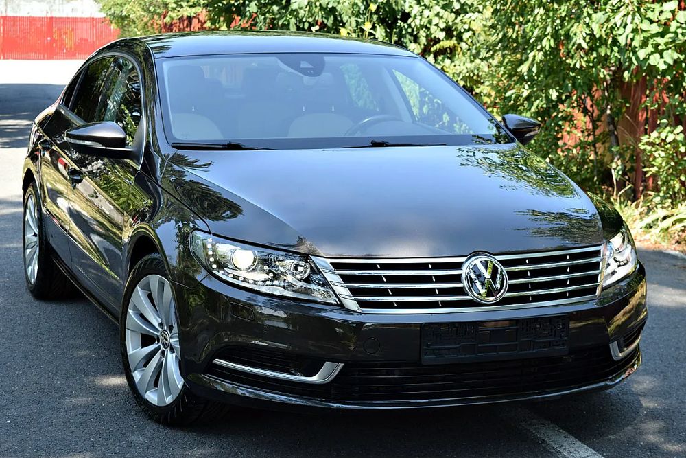 Volkswagen Passat B7 [2010 - 2014] 2.0 TDI DSG BlueMotion Technology Highline 2013