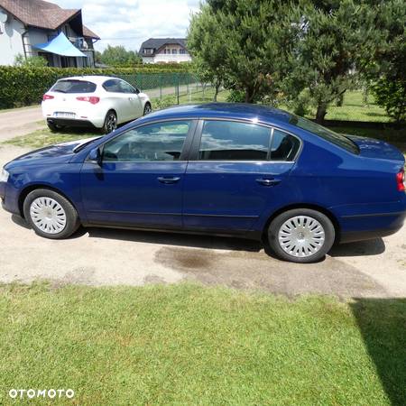 Volkswagen Passat 1.9 TDI Comfortline - 8