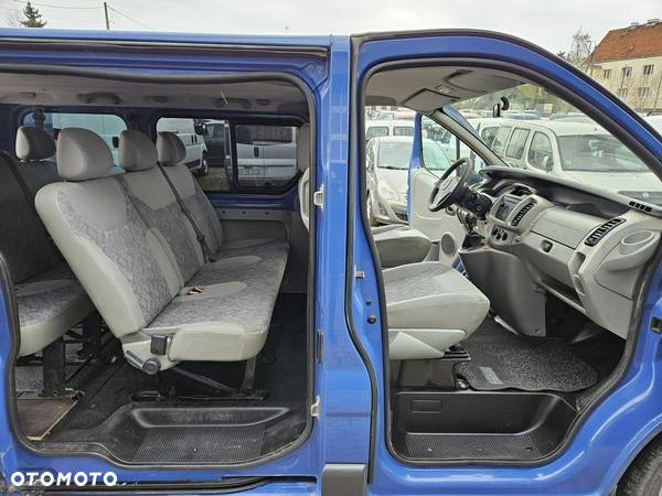 Opel Vivaro - 9