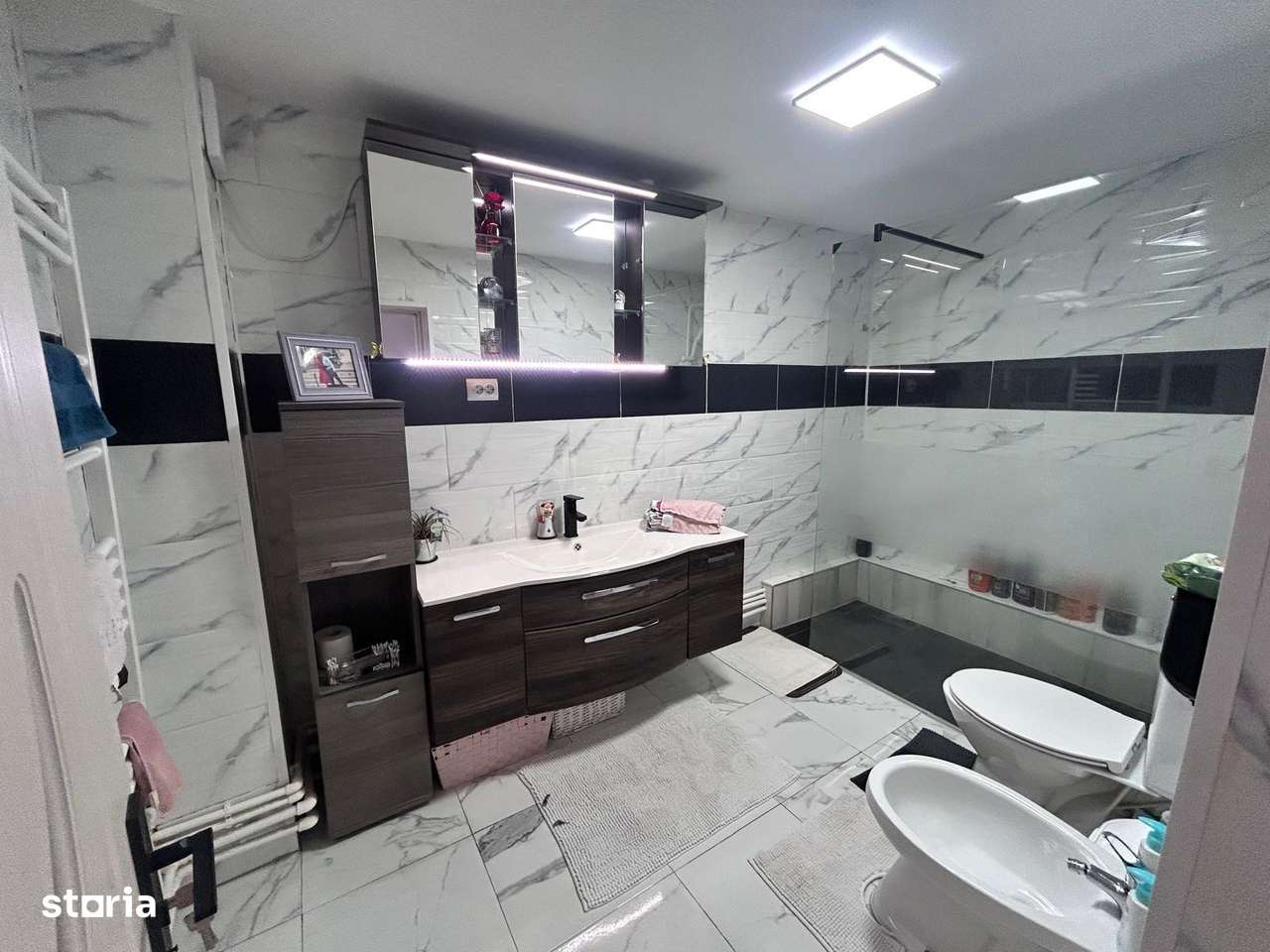 Bocsa Montana, Casa Cocheta pentru Familie mare. - Imagine principală: 5/14