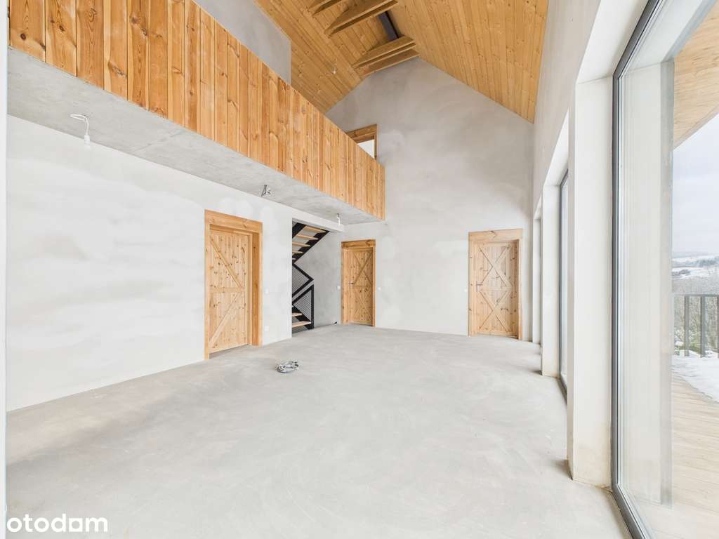 Dom z widokiem na J. Czorsztyńskie i dwa zamki-5