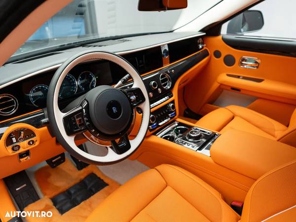 Rolls-Royce Ghost Standard - 19