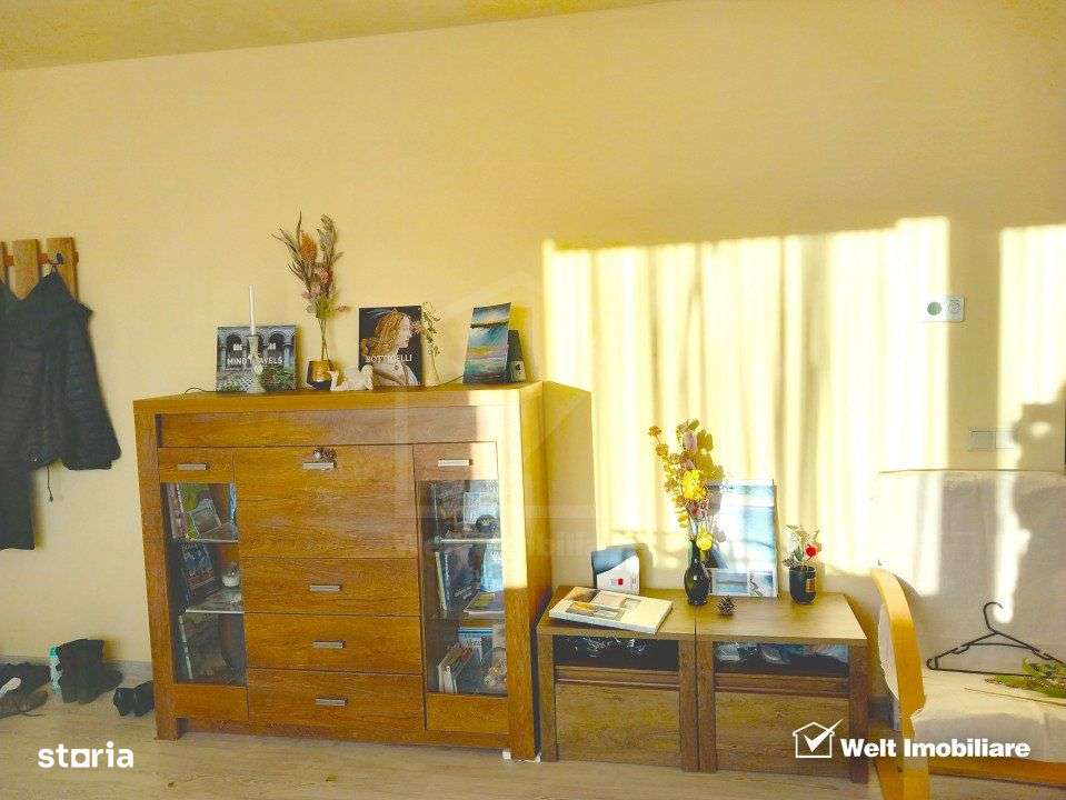 De vanzare apartament cu 2 camere mobilat - Imagine principală: 2/12
