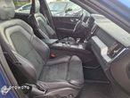 Volvo XC 60 B5 B AWD R-Design - 22