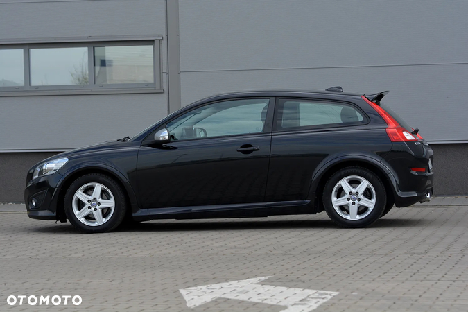 Volvo C30 D2 DRIVe R-Design - 12