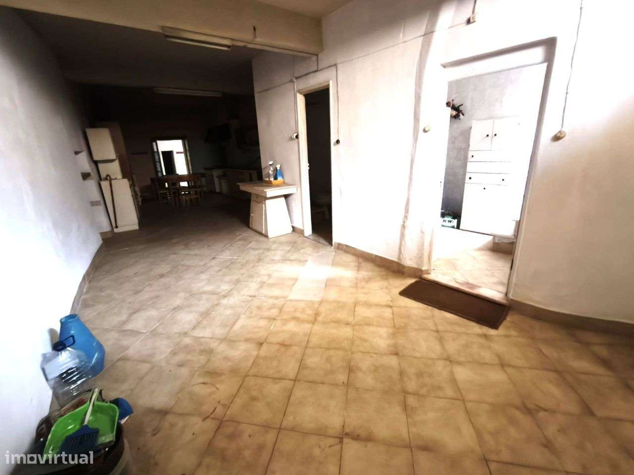 Moradia duplex em Valado dos Frades – excelente para investimento-42