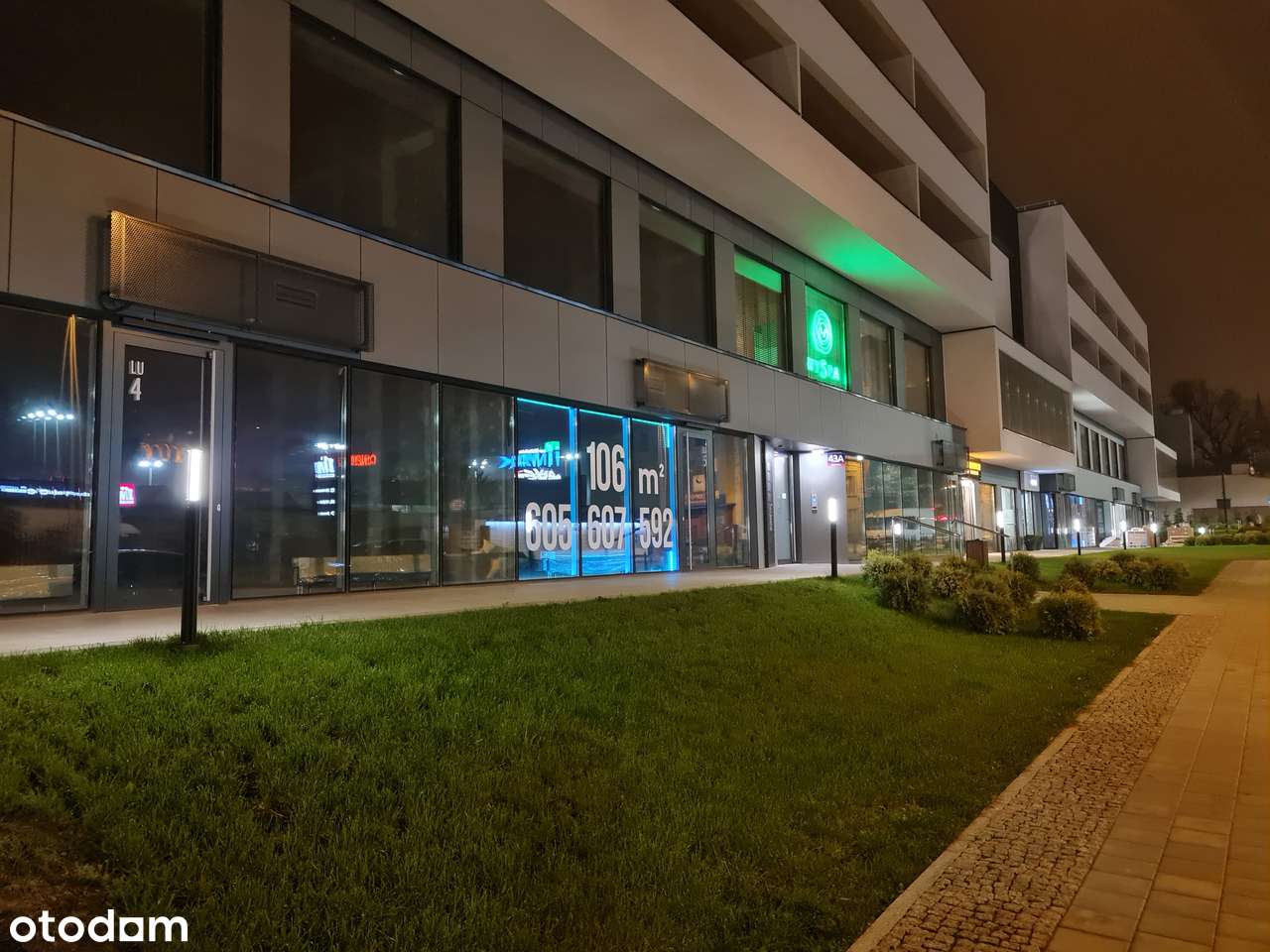 lokal użytkowy handel usługi duże witryny vis a vis Manufaktury - Pełny obrazek: 5/14