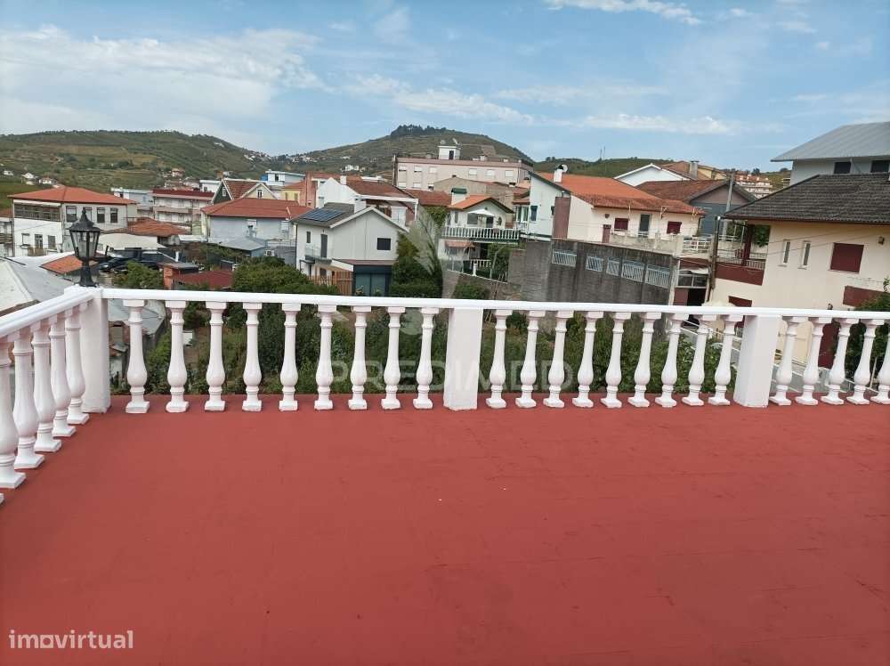 Moradia V6 Em Peso da Régua - Grande imagem: 2/25