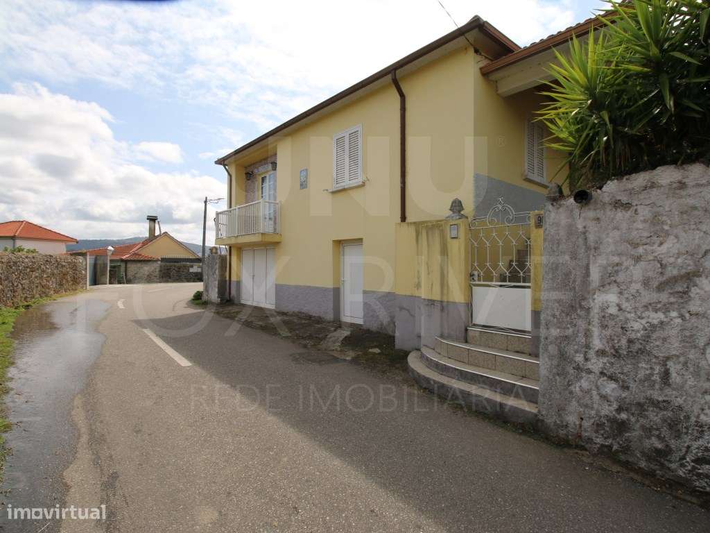 Moradia T3 - Padornelo, Paredes de Coura - Grande imagem: 4/45