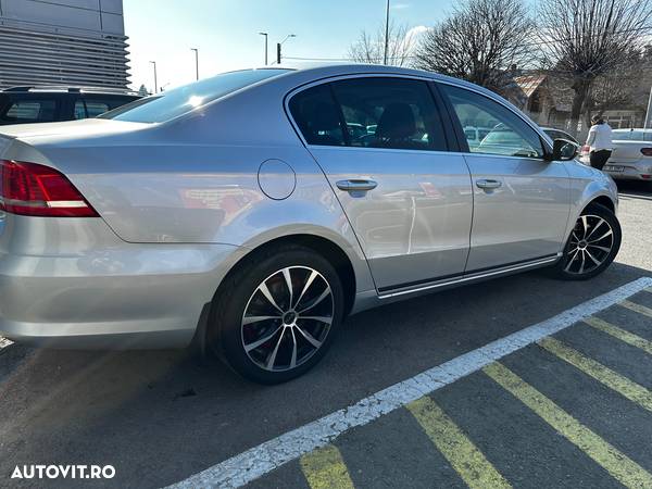 Volkswagen Passat Variant 1.6 TDI BlueMotion - 21