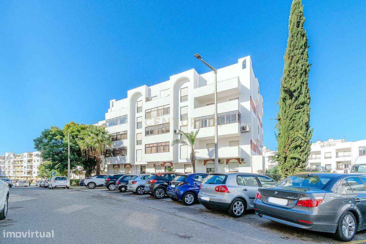 Apartamento T2 renovado, em Faro-22
