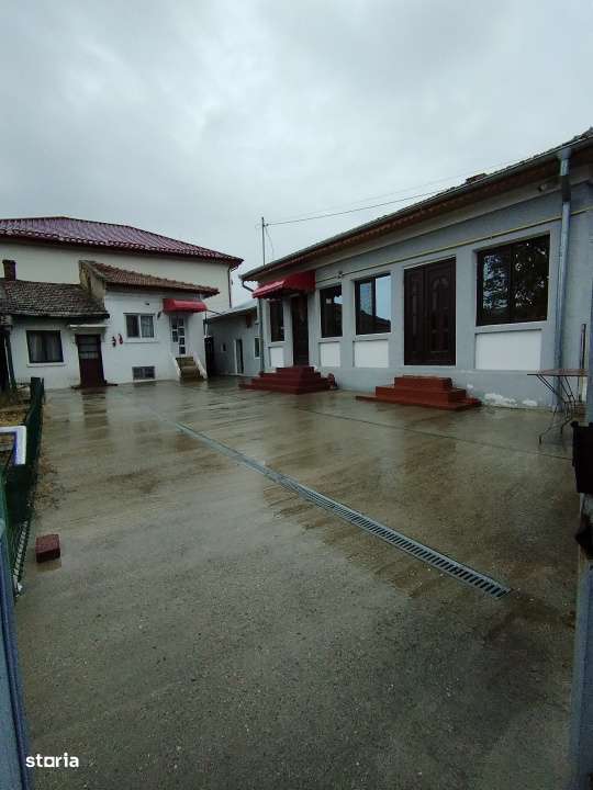 Casa de vanzare, 200 mp, zona Nicolae Romanescu - Imagine principală: 5/19