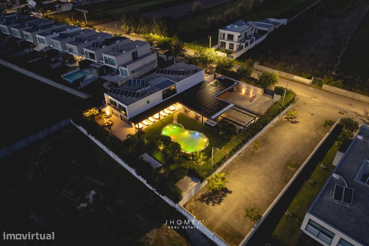 Moradia T5 de Luxo, Aveiro-21