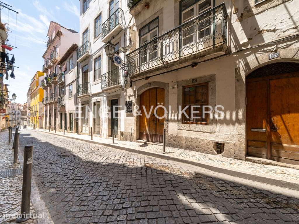 T2 com Licença de Alojamento Local no Bairro Alto-23