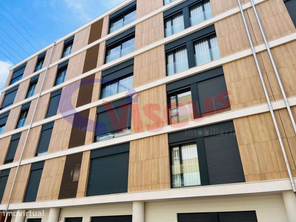 Apartamento T2 Oliveira do Douro-30