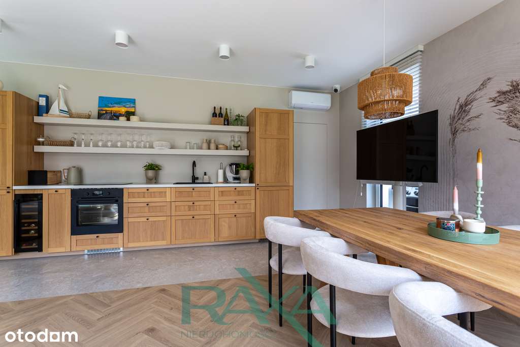 Dom w mazurskim stylu w stanie deweloperskim-5