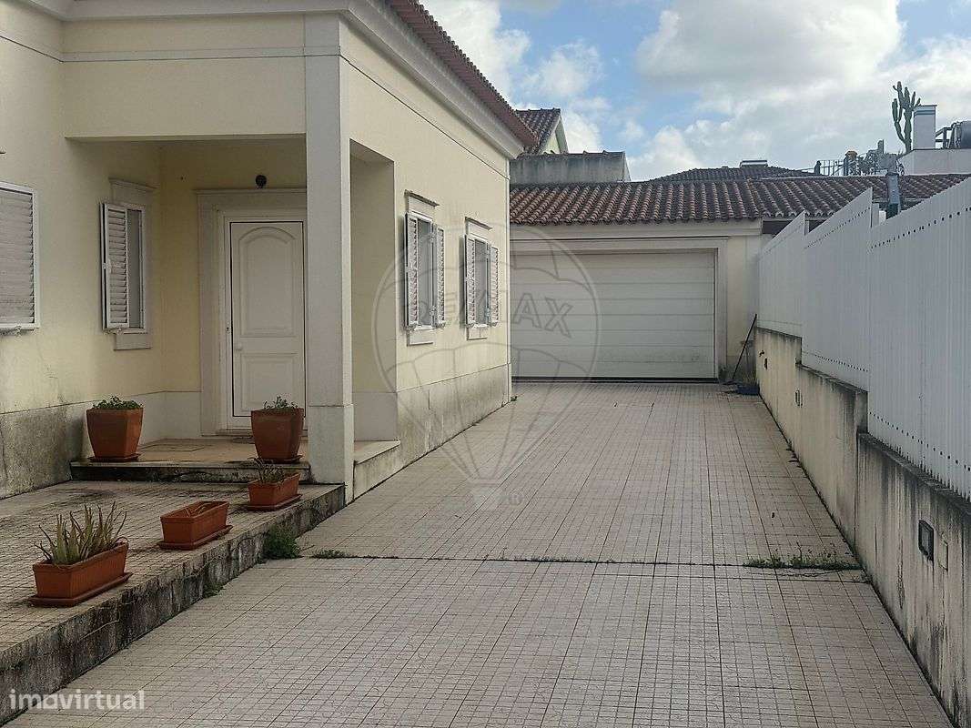 Moradia T4 para venda-18