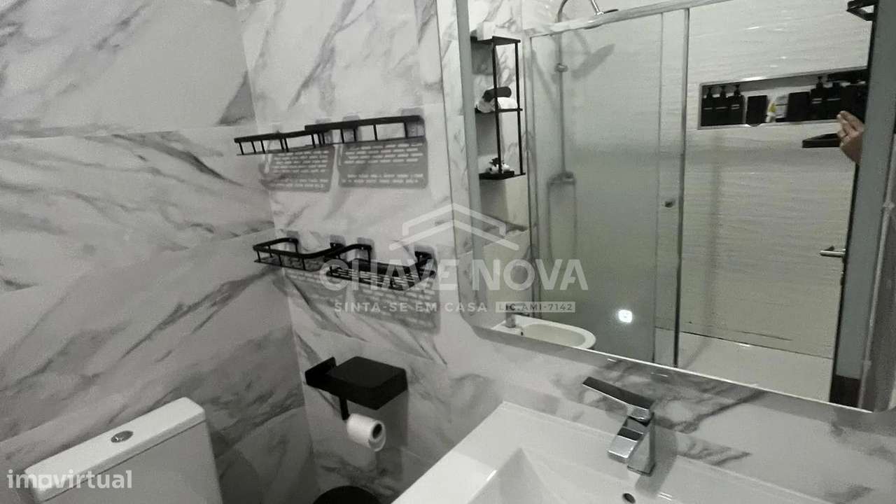 Apartamento T2+1 c/lugar garagem em Oliveira do Douro-17