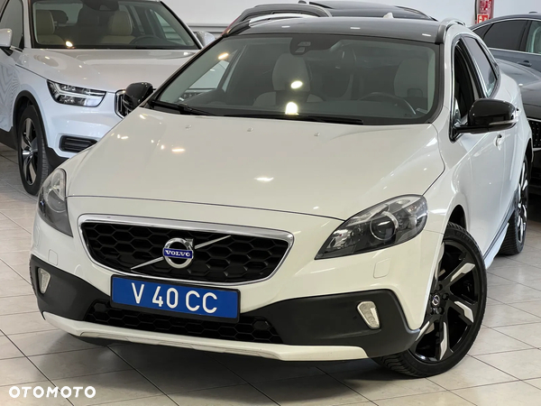 Volvo V40 Cross Country D4 Geartronic Plus - 1