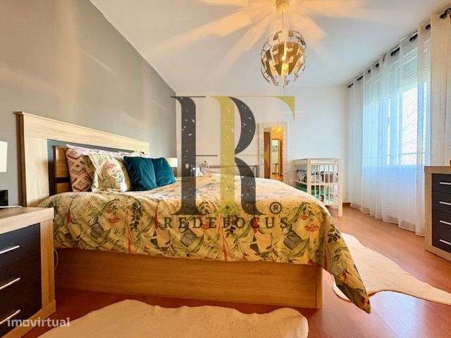 Apartamento T2+1 Renovado em Gulpilhares-14