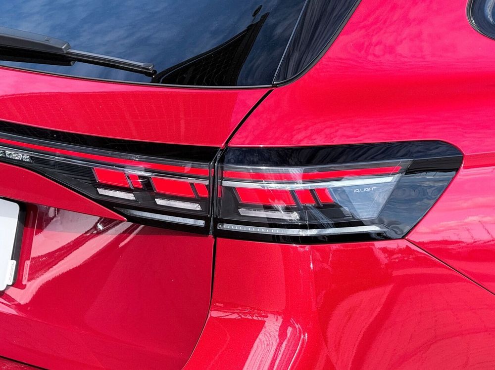 Volkswagen Passat-Variant 2.0 TDI Scr R Line DSG 2025 — zdjęcie 4