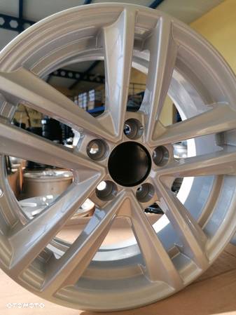 Nowe felgi aluminiowe 15" 5*98 Fiat Tipo 500L, 500C - 3