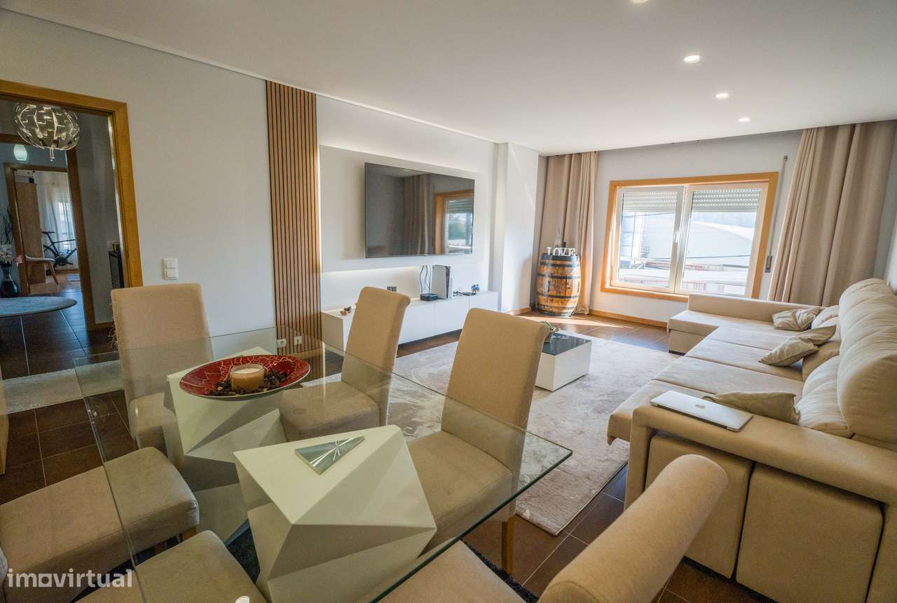 Apartamento T3 à venda em Santa Maria de Lamas-18