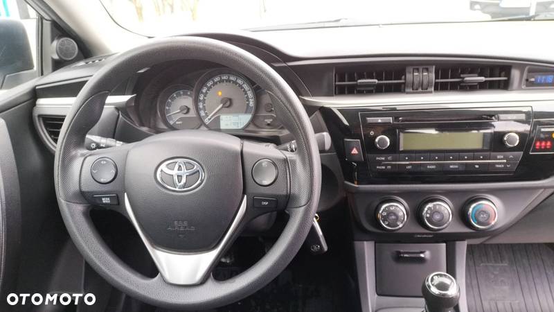 Toyota Corolla 1.4 D-4D Active EU6 - 13