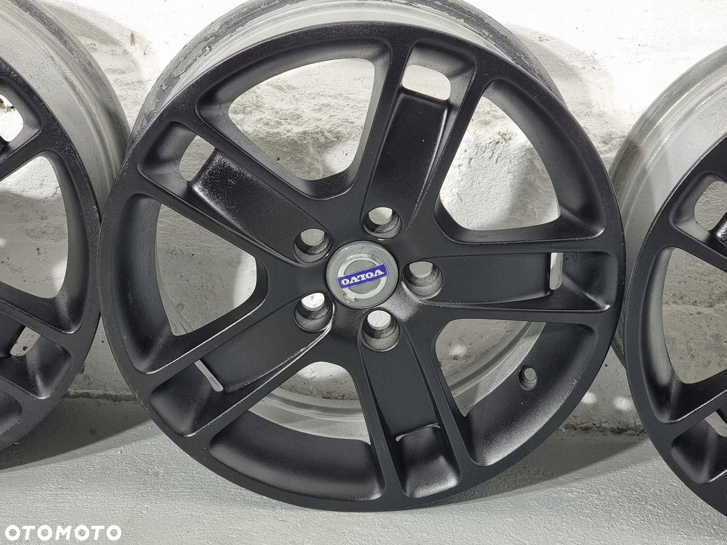 Felgi 17" Volvo V50 S40 C30 C70 V70 S80 V60 S60 - 9