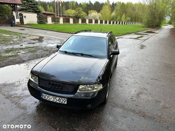 Audi A4 Avant 2.5 TDI - 12