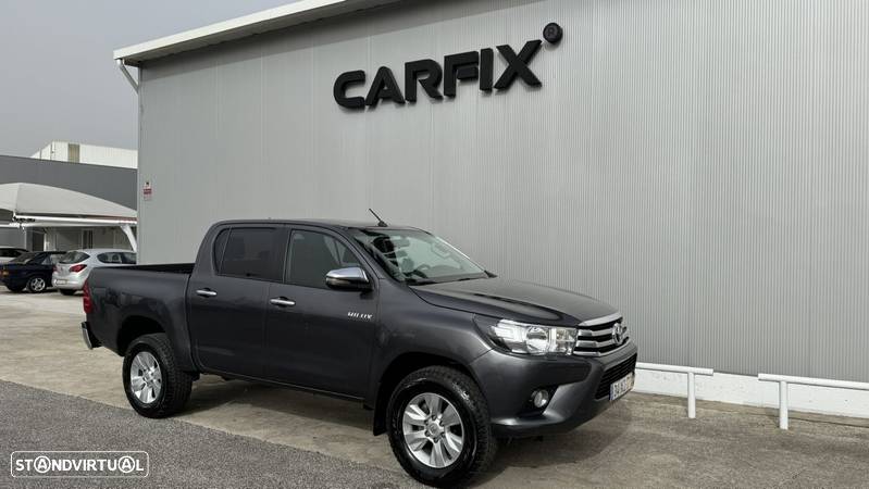 Toyota Hilux 2.4 D-4D 4WD CD Tracker - 12