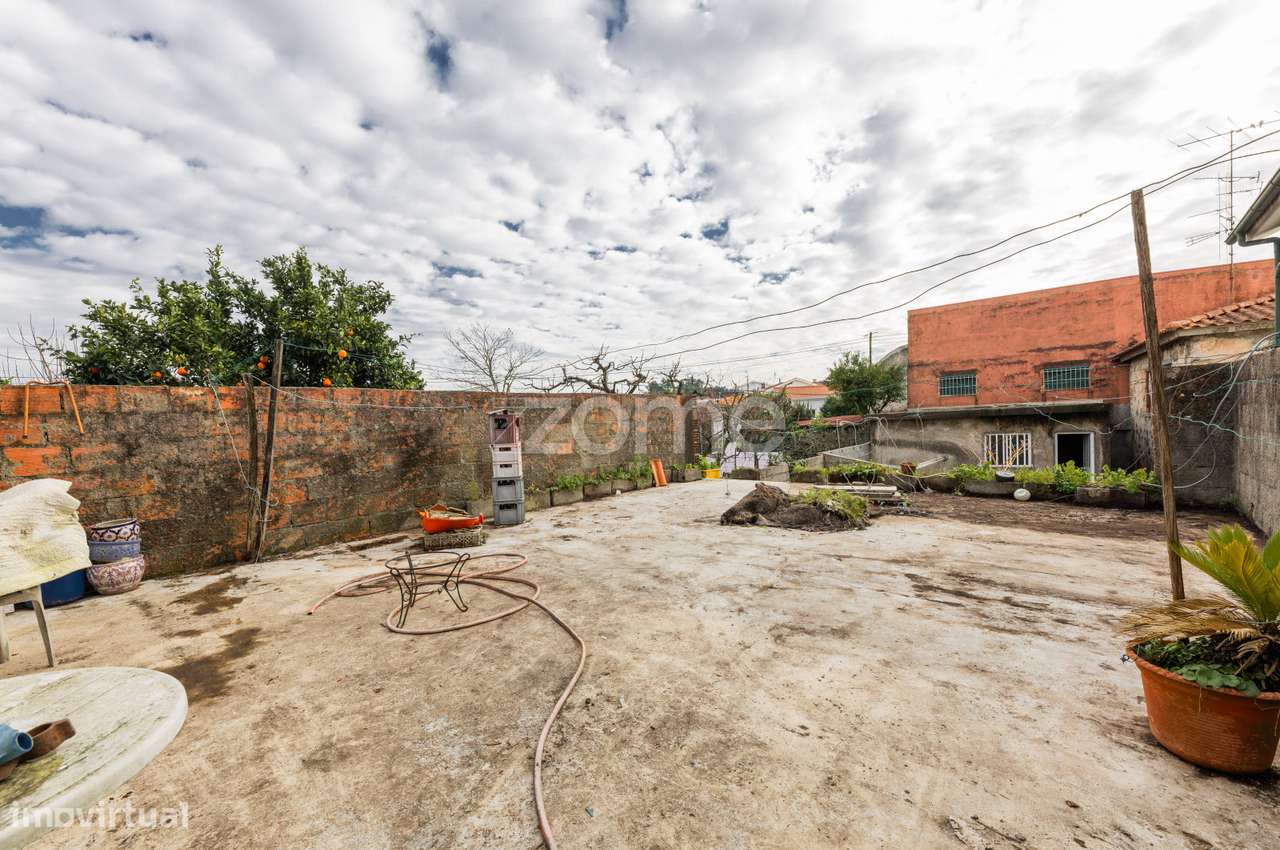 Prédio T4 de utilização mista em Panoias - Braga - Grande imagem: 5/13