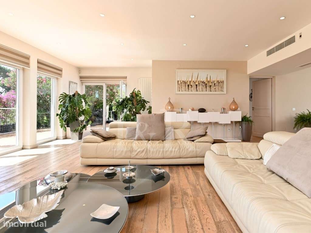 Moradia T6 com jardim, piscina e vista rio no Restelo, Lisboa-12